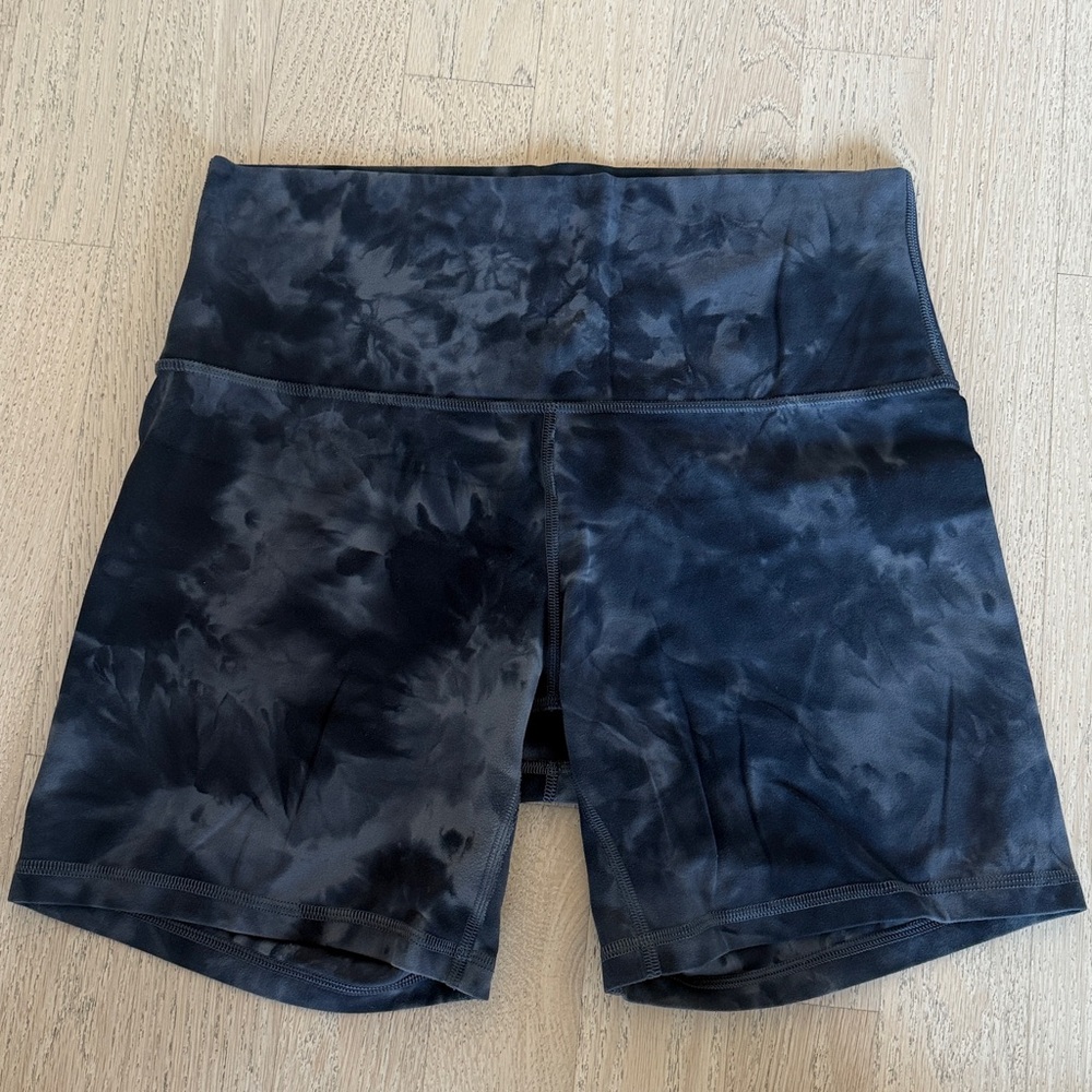 Lululemon high rise align short 6”